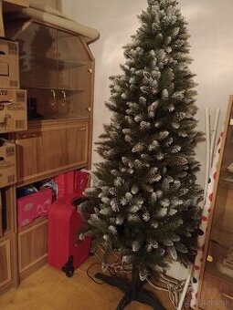Vianočný stromček 220cm