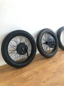 KOLA NA STARÝ MOTOCYKL ARIEL 500 a 557 PO RENOVACI