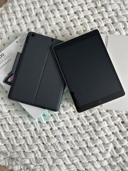 IPad 10.2 64 GB WiFi Cellular Strieborný