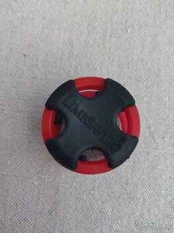 Tlmič na ramená luku