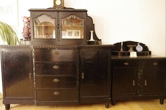 Starozitna nabytkova suprava