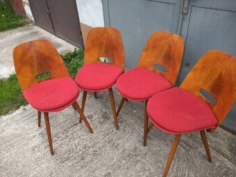 Ponúkam stoličky, stôl.