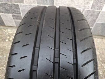 letné pneu 215/45 R17 Bridgestone, 4ks, do 8mm