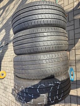 Pneumatiky 225 50 18 letné Zn.dunlop