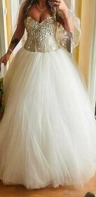 Krásne svadobné korzetové šaty - 1