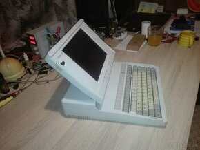 Acer laptop 970L. Rok výroby 1989.