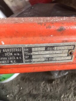 Agrostroj MJ-5 malotraktor