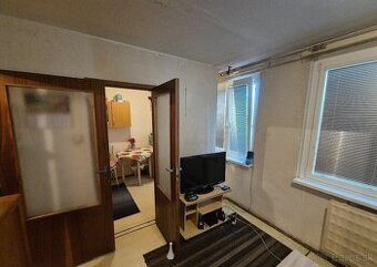 Na predaj 1 izbový byt - vhodná na rekonštrukciu