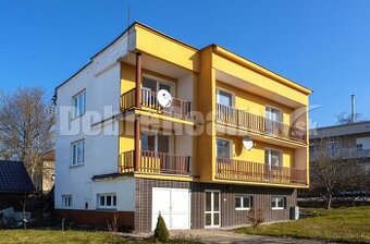 PREDAJ: Rodinný dom s dvoma bytovými jednotkami, Sliač, okr