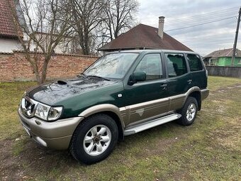 Nissan Terrano 2 2,7
