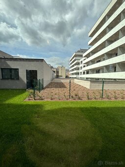 Moderný byt s predzáhradou 200m2 Centrum
