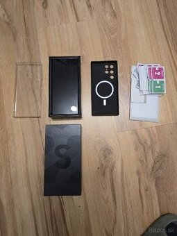 Predám Samsung S22 Ultra 5G 128 GB