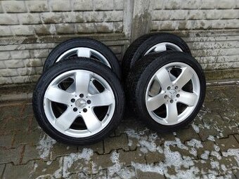 4 elektróny 17ky na Mercedes 235 45 17