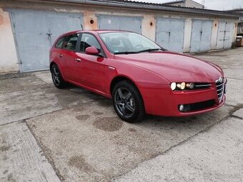 PREDAM Alfa Romeo 159 sportwagon 2,0 jtd,125kw,r.v 2010