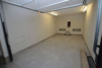 Na prenájom, garáž - samostatná, ul. Kresánkova, 16m2, v gar