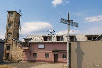 DVE BUDOVY S VEĽKÝM POTENCIÁLOM NA PODNIKANIE AJ INVESTÍCIU