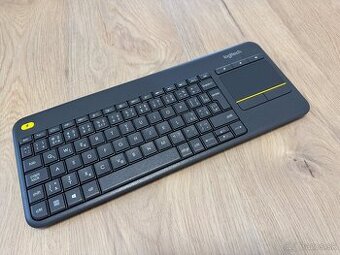 Logitech K400 Plus – bezdrôtová klávesnica s touchpadom