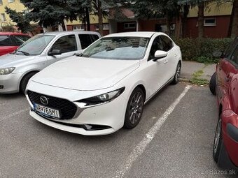 Mazda 3 2.0 eSkyactiv-G150, A/T, 10/2022, BOSE, Matrix, HUD