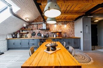 Na predaj "LOFT" špecifický štýl bývania v centre,Štúrova 