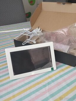 Predám digitalny fotorámik zn.Bush