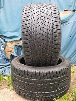 Ponúkam 2 zimné pneumatiky Pirelli Scorpion 305/35 R21