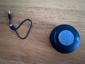 Bezdrôtový reproduktor Octopump odolný voči striekajúcej vod