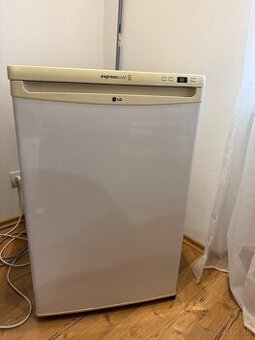 Mraznička LG