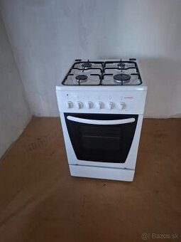 Predam plynovi sporak s el.rurou.