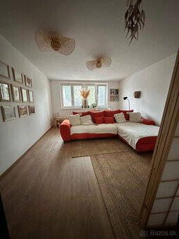 BA III. Rodinný dom pri Kuchajde