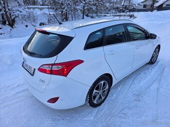 Hyundai I30 CW 1.6 CRDi,kúpené na SK