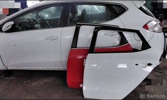 Kia Ceed Predám DVERE a iné g4fa