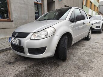 Predám SUZUKI SX4 1,5 benzín 73 kw r.v.2007