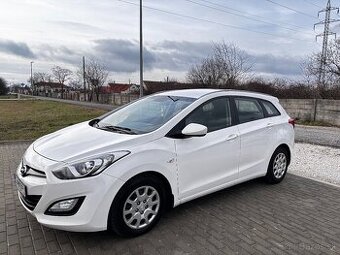 Hyundai i30 1.6CDRI 81kw