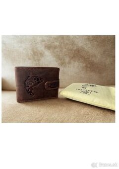 Pánska kožená peňaženka s motívom pre rybárov.