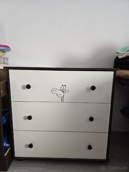 Komoda so žirafkou Klups