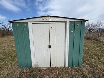 Predám záhradnú plechovú búdu – praktické úložisko do každej