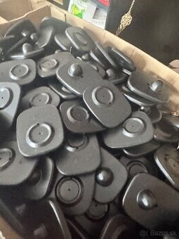 Zariadenie predajne , štendre , figuríny , vešiaky , kodovač