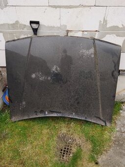 Predam kapotu Mercedes 190 W201