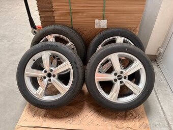 Sada kolies Audi e-tron 4KE601025S Hankook 255/50 R20