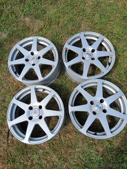 Predám elektróny 4x108 R16 z Peugeot 307