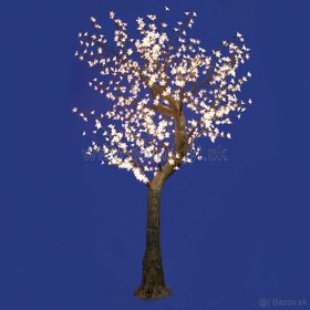 LED strom - kvitnúca čerešňa