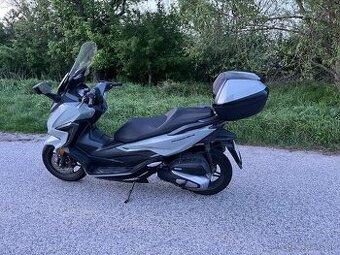 Honda Forza 125