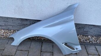 Ľavy predný blatník BMW 530 rokv 2017