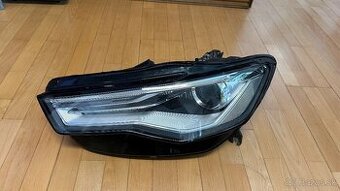 Predam ľavé predne svetlo soferova strana Na Audi A6 C7 xen