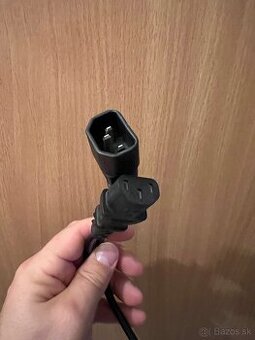 Predam kabel C13-C14 dlzka 0,75m