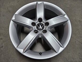 17" Volkswagen - 1