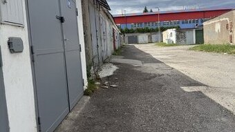 Na predaj: Murovaná garáž – ul. M. Chrásteka, Žiar nad Hrono