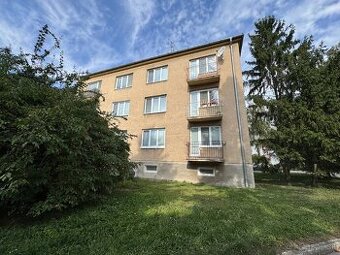 Tehlový 3-izbový byt v CENTRE - prerobte si podľa seba