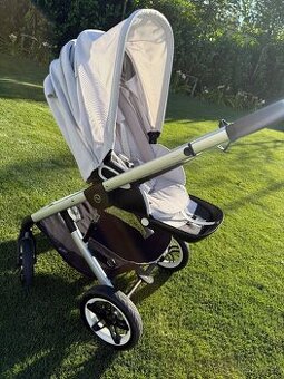 Cybex Taloss S LUX 2023 strieborný podvozok športovy + prisl