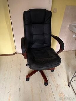 Veľké záťažové kancelárske kreslo